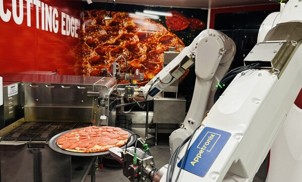 Donatos pizza being made by Appetronix robotics